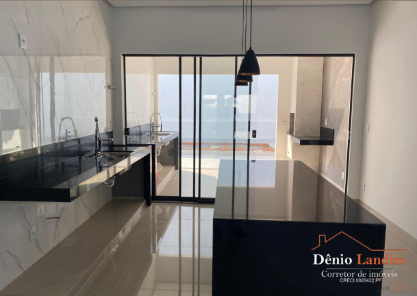 Imagem Casa com 3 Quartos à Venda, 185 m² em Todos Os Santos - Montes Claros