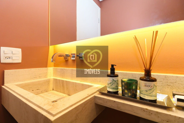 Imagem Apartamento com 2 Quartos à Venda, 151 m² em Pinheiros - São Paulo Imagem Apartamento com 2 Quartos à Venda, 151 m² em Pinheiros - São Paulo