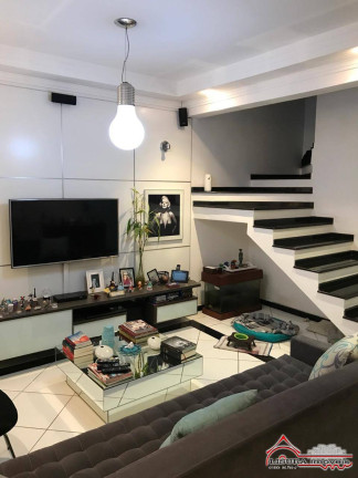 Casa de Condomínio com 2 Quartos à Venda, 115 m² em Jardim Califórnia - Jacareí