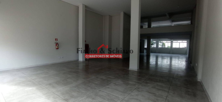 Sala Comercial à Venda, 310 m² em Santo Antônio - Viçosa