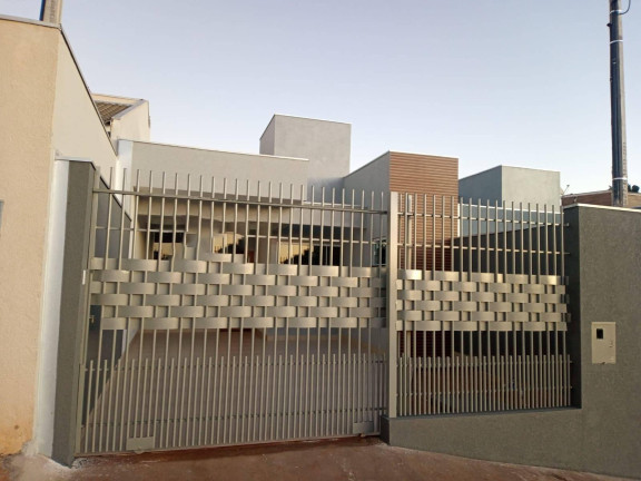 Casa com 2 Quartos à Venda, 89 m² em Jardim Diamante - Maringá