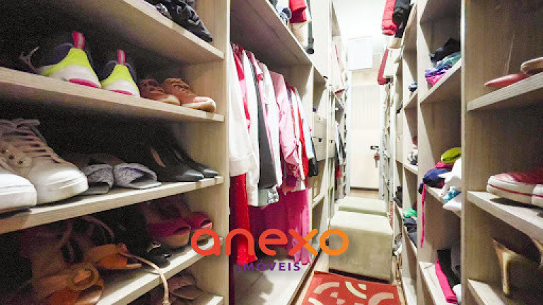 Imagem Casa com 4 Quartos à Venda, 196 m² em Escola Agrícola - Blumenau
