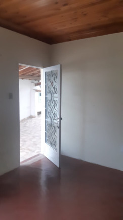 Imagem Casa com 2 Quartos à Venda, 67 m² em Vila Galvão - Guaratinguetá