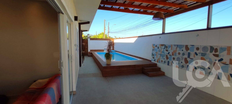Imagem Casa com 3 Quartos à Venda, 256 m² em Pontal De Santa Marina - Caraguatatuba