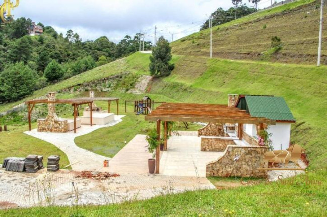 Imagem Terreno à Venda, 1.000 m² em Alto Do Capivari - Campos Do Jordão Imagem Terreno à Venda, 1.000 m² em Alto Do Capivari - Campos Do Jordão