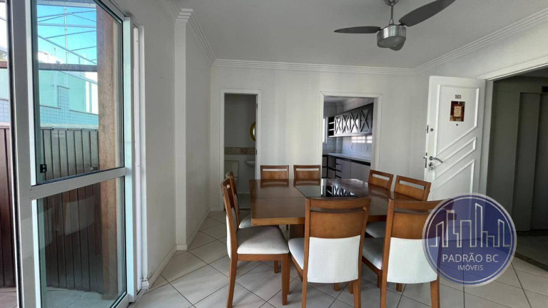 Imagem Cobertura com 3 Quartos à Venda, 180 m² em Centro - Balneário Camboriú