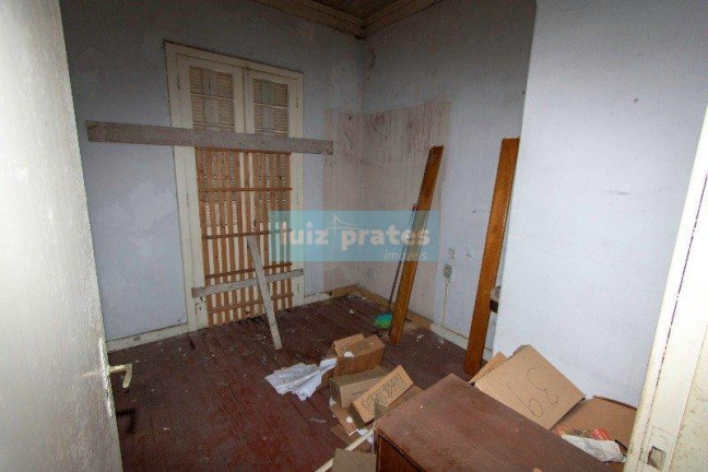Imagem Casa com 5 Quartos à Venda, 144 m² em Independência - Porto Alegre