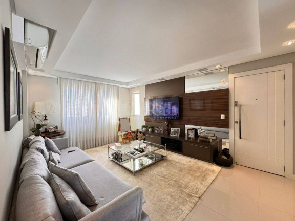 Imagem Apartamento com 3 Quartos à Venda, 130 m² em Centro - Balneário Camboriú Imagem Apartamento com 3 Quartos à Venda, 130 m² em Centro - Balneário Camboriú