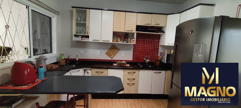 Imagem Casa com 6 Quartos à Venda, 616 m² em São Cristovão - Cascavel Imagem Casa com 6 Quartos à Venda, 616 m² em São Cristovão - Cascavel
