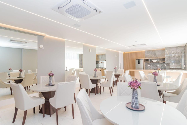 Imagem Apartamento com 4 Quartos à Venda, 246 m² em Cristo Rei - Curitiba
