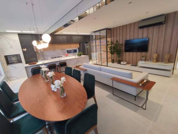 Apartamento à Venda,  em Cuiabá
