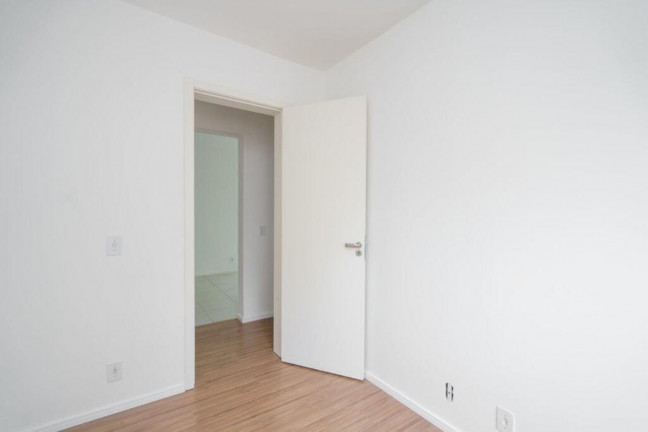 Imagem Imóvel com 2 Quartos à Venda, 50 m² em Hípica - Porto Alegre Imagem Imóvel com 2 Quartos à Venda, 50 m² em Hípica - Porto Alegre
