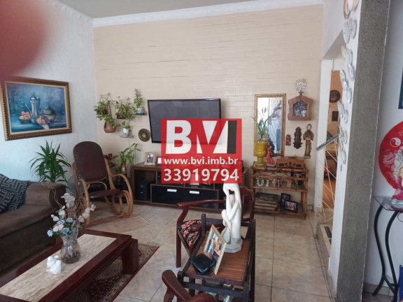 Imagem Casa com 4 Quartos à Venda, 276 m² em Olaria - Rio De Janeiro Imagem Casa com 4 Quartos à Venda, 276 m² em Olaria - Rio De Janeiro