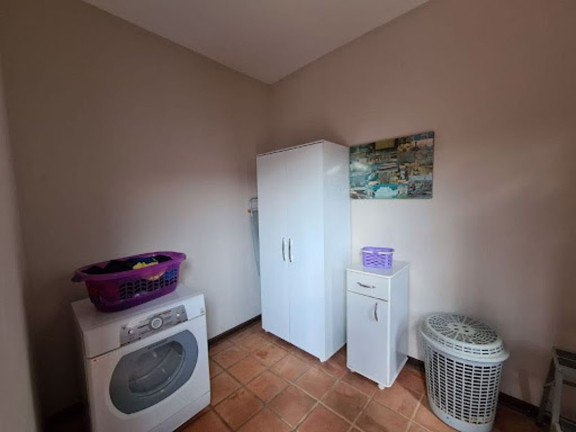 Imagem Casa com 6 Quartos à Venda, 225 m² em Cidade Satélite - Atibaia