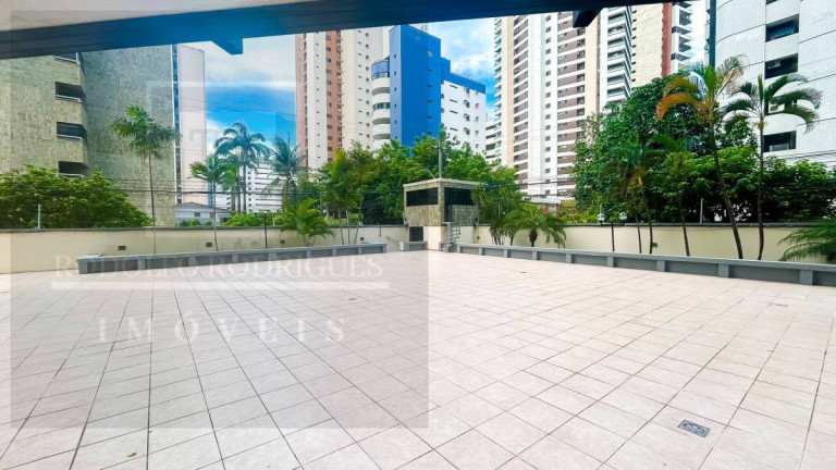 Imagem Apartamento com 3 Quartos à Venda, 179 m² Imagem Apartamento com 3 Quartos à Venda, 179 m²