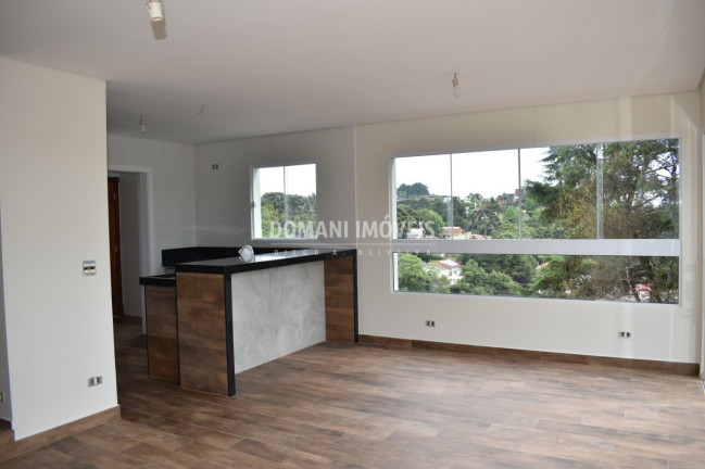 Imagem Casa com 3 Quartos à Venda, 226 m² em Região Do Alto Da Vila Inglesa - Campos Do Jordão Imagem Casa com 3 Quartos à Venda, 226 m² em Região Do Alto Da Vila Inglesa - Campos Do Jordão
