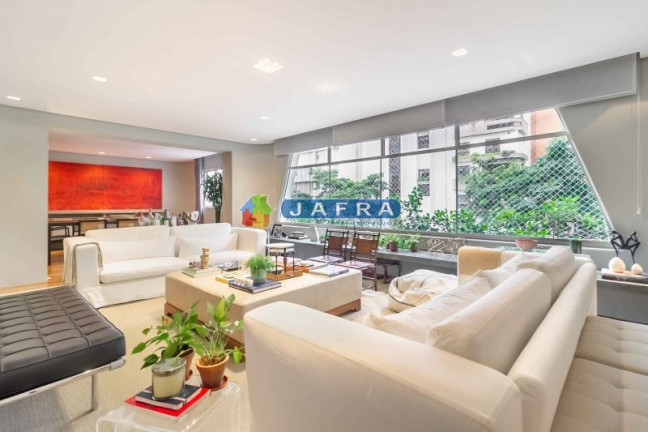Apartamento com 3 Quartos à Venda, 244 m² em Jardim Paulista - São Paulo