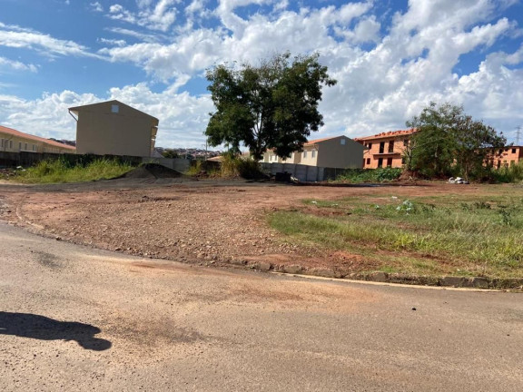 Imagem Terreno à Venda, 586 m² em Parque Residencial Piracicaba - Piracicaba Imagem Terreno à Venda, 586 m² em Parque Residencial Piracicaba - Piracicaba