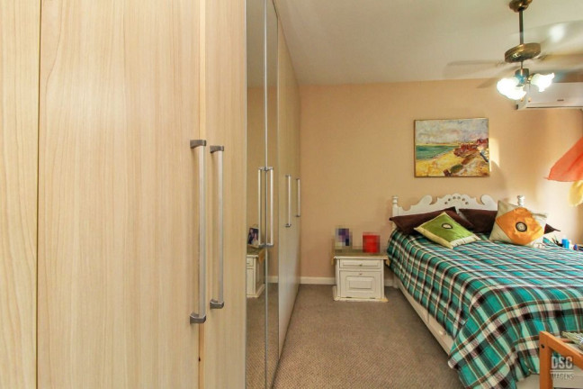 Imagem Imóvel com 2 Quartos à Venda, em Petrópolis - Porto Alegre Imagem Imóvel com 2 Quartos à Venda, em Petrópolis - Porto Alegre