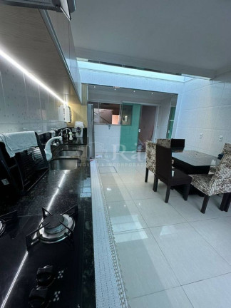Imagem Sobrado com 3 Quartos à Venda, 140 m² em Areias - Camboriú
