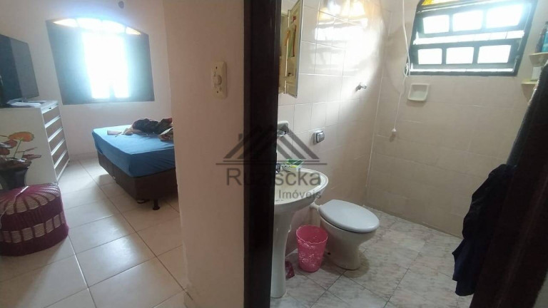 Imagem Casa com 3 Quartos à Venda, 150 m² em Jardim Santa Terezinha - Itanhaém Imagem Casa com 3 Quartos à Venda, 150 m² em Jardim Santa Terezinha - Itanhaém