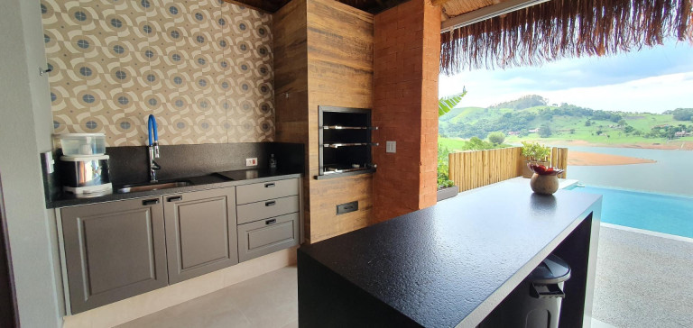 Imagem Casa com 4 Quartos à Venda, 350 m² em Serrinha - Bragança Paulista Imagem Casa com 4 Quartos à Venda, 350 m² em Serrinha - Bragança Paulista