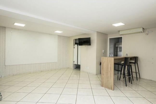 Imagem Imóvel com 2 Quartos à Venda, 54 m² em Humaitá - Porto Alegre Imagem Imóvel com 2 Quartos à Venda, 54 m² em Humaitá - Porto Alegre