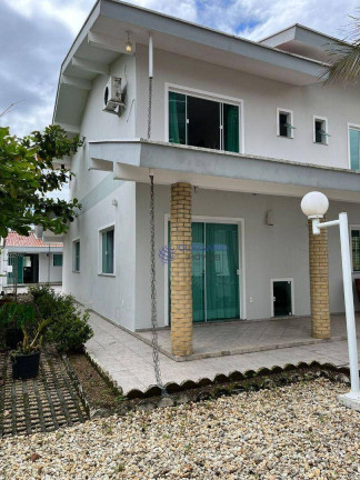 Imagem Sobrado com 6 Quartos à Venda, 243 m² em Centro - Penha Imagem Sobrado com 6 Quartos à Venda, 243 m² em Centro - Penha