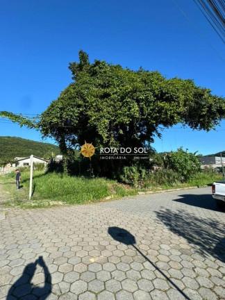Terreno à Venda, 336 m² em José Amândio - Bombinhas