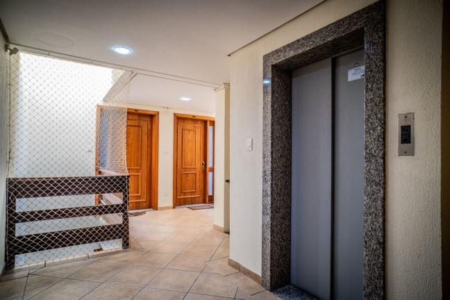 Imagem Apartamento com 2 Quartos à Venda, 83 m² em Sarandi - Porto Alegre