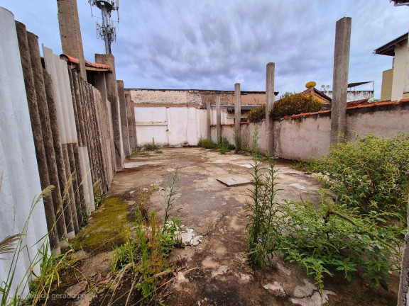 Casa à Venda, 248 m² em Centro - Pindamonhangaba