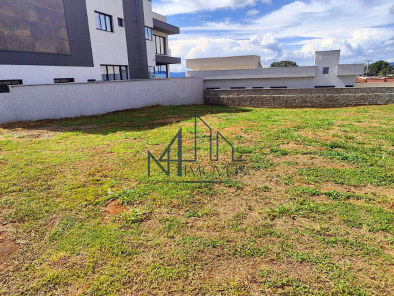 Imagem Terreno em Condomínio à Venda, 389 m² em Setor Laguna Parque - Trindade Imagem Terreno em Condomínio à Venda, 389 m² em Setor Laguna Parque - Trindade