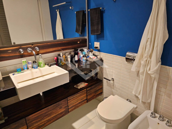 Imagem Apartamento com 4 Quartos à Venda, 315 m² em Laranjeiras - Rio De Janeiro Imagem Apartamento com 4 Quartos à Venda, 315 m² em Laranjeiras - Rio De Janeiro