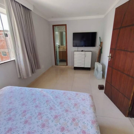 Imagem Sobrado com 3 Quartos à Venda, 350 m² em João Soares - Itabuna