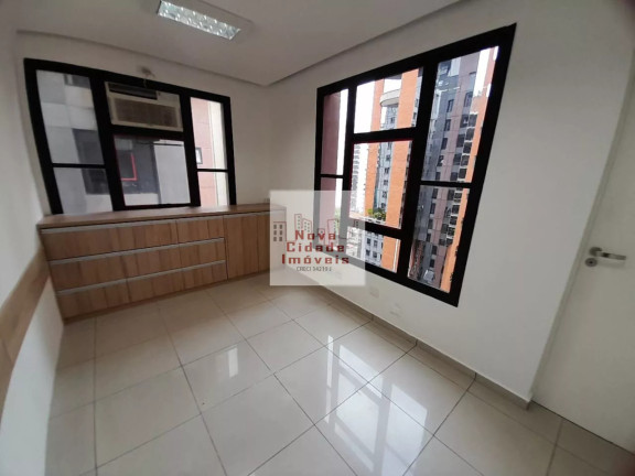 Imóvel com 3 Quartos para Alugar, 46 m² em Vila Olímpia - São Paulo