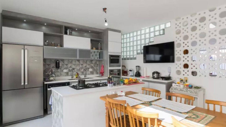 Imagem Casa com 2 Quartos à Venda, 130 m² em Vila Firmiano Pinto - São Paulo Imagem Casa com 2 Quartos à Venda, 130 m² em Vila Firmiano Pinto - São Paulo