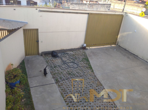 Imagem Casa com 4 Quartos à Venda, 300 m² em Santa Mônica - Belo Horizonte Imagem Casa com 4 Quartos à Venda, 300 m² em Santa Mônica - Belo Horizonte