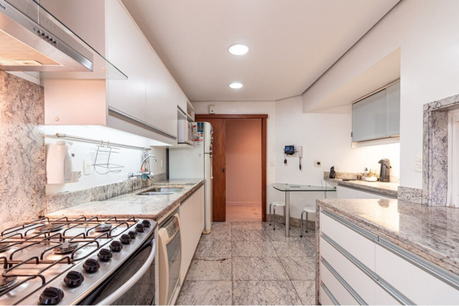 Imagem Cobertura com 4 Quartos à Venda, 330 m² em Petrópolis - Porto Alegre