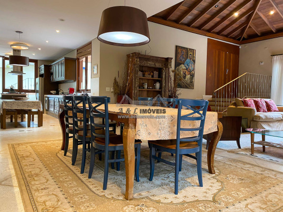 Imagem Casa de Condomínio com 4 Quartos à Venda, 298 m² em Vale Encantado - Campos Do Jordão