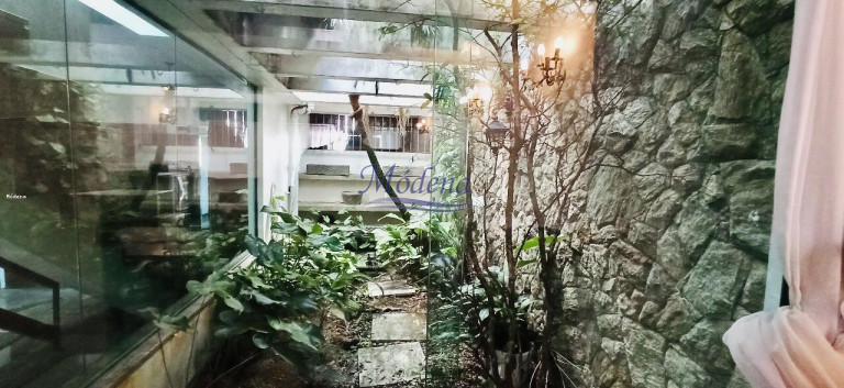 Imagem Casa com 3 Quartos à Venda, 460 m² em Jardim Luzitania - São Paulo Imagem Casa com 3 Quartos à Venda, 460 m² em Jardim Luzitania - São Paulo