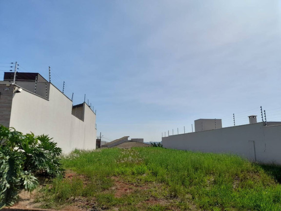 Terreno à Venda, 358 m² em Jardim Santa Alice - Arapongas