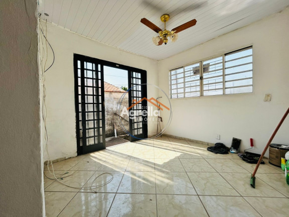 Casa com 2 Quartos à Venda, 66 m² em Loteamento Eugênio Mazon - Mogi Mirim