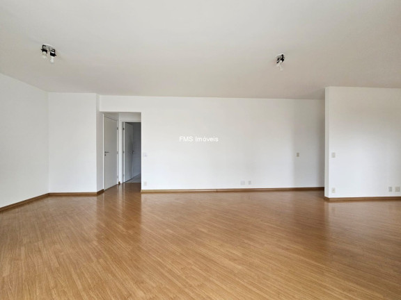 Imagem Imóvel com 4 Quartos à Venda, 143 m² em Ipiranga - São Paulo Imagem Imóvel com 4 Quartos à Venda, 143 m² em Ipiranga - São Paulo