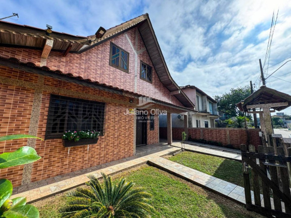 Imagem Casa com 3 Quartos à Venda, 182 m² em Itapema Do Norte - Itapoá Imagem Casa com 3 Quartos à Venda, 182 m² em Itapema Do Norte - Itapoá