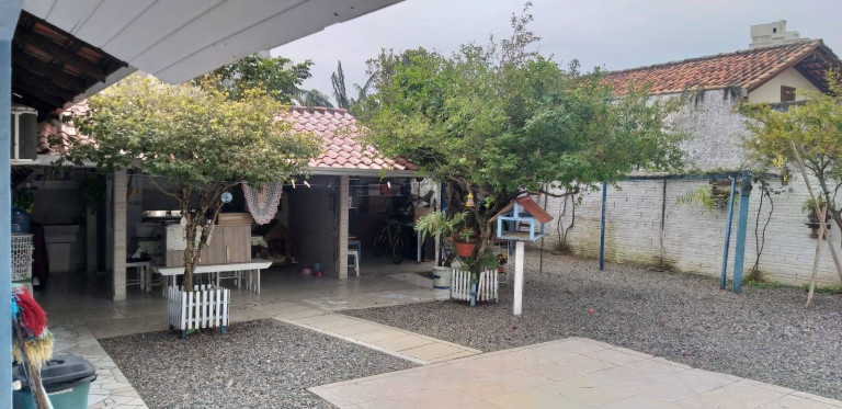 Imagem Casa com 3 Quartos à Venda, 70 m² em Balneário Perequê - Porto Belo