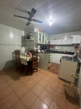 Imagem Casa com 3 Quartos à Venda, 200 m² em Quarenta Horas (coqueiro) - Ananindeua