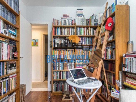 Imagem Apartamento com 3 Quartos à Venda, em Aclimação - São Paulo Imagem Apartamento com 3 Quartos à Venda, em Aclimação - São Paulo