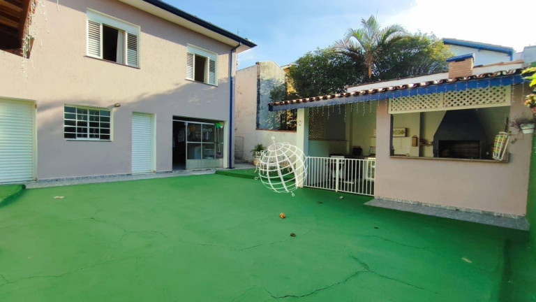 Imagem Casa com 3 Quartos à Venda ou Locação, 266 m² em Centro - Atibaia