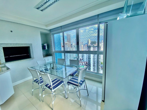 Imagem Apartamento com 3 Quartos à Venda, 252 m² em Centro - Balneário Camboriú Imagem Apartamento com 3 Quartos à Venda, 252 m² em Centro - Balneário Camboriú