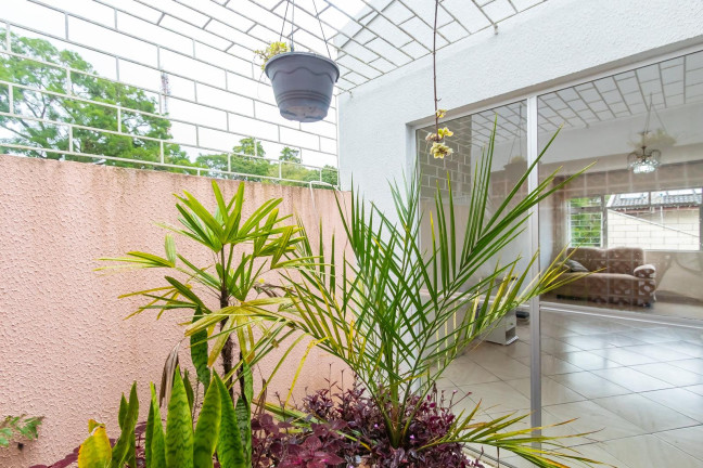 Imagem Casa com 4 Quartos à Venda, 240 m² em Mossunguê - Curitiba